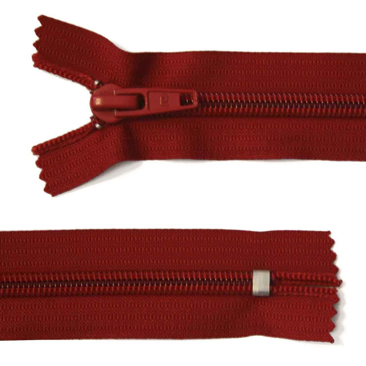 Broad plastic zip, red, 11 cm